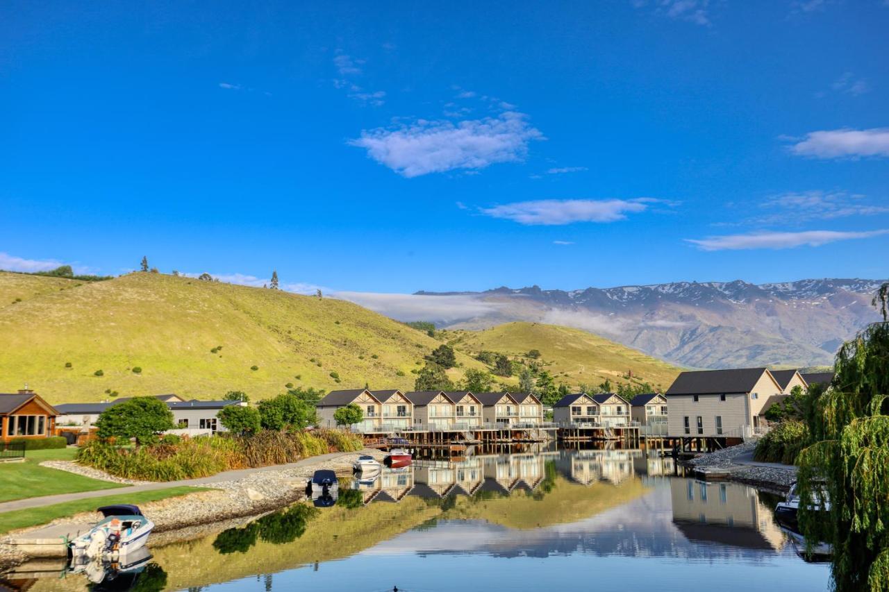 Marsden Lake Resort Central Otago Cromwell Dış mekan fotoğraf The village of Waimakariri