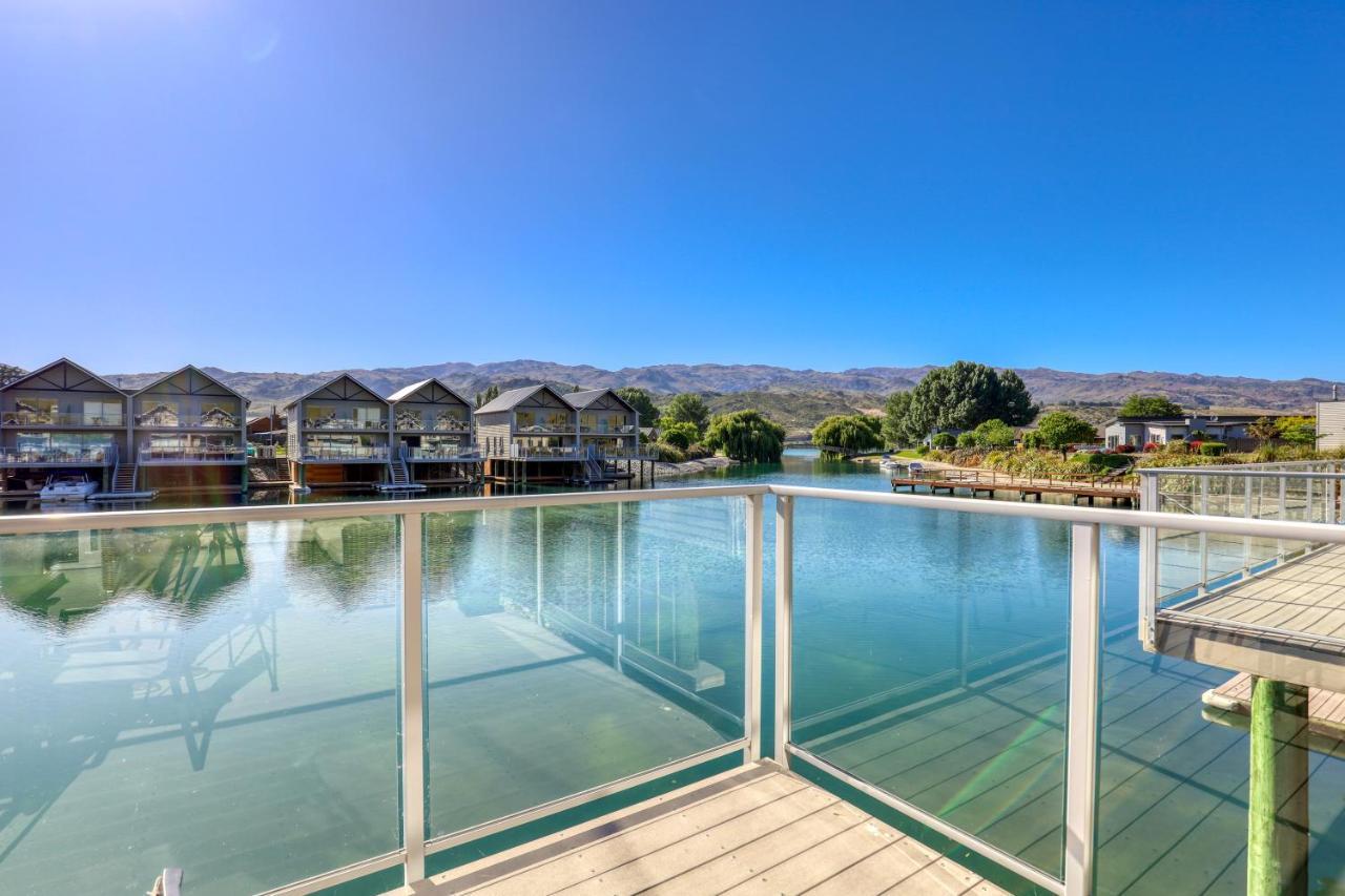 Marsden Lake Resort Central Otago Cromwell Dış mekan fotoğraf View of the San Jacinto River from the San Jacinto Marina